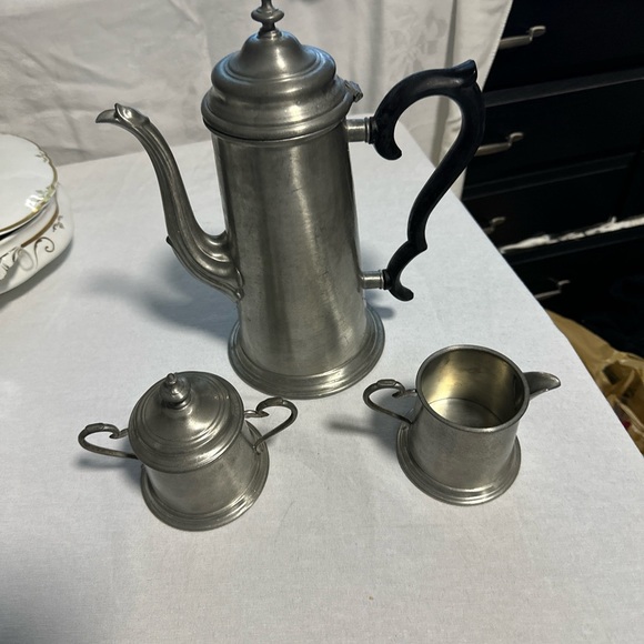 English Pewter Sheffield Coffee set - Picture 3 of 4
